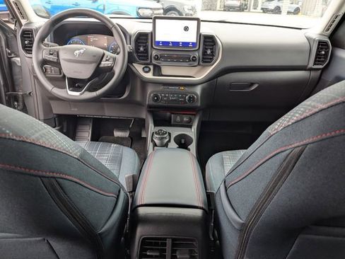 Used 2024 Ford Bronco Sport Heritage w/ Heritage Convenience Package image 3