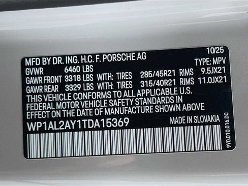 New 2026 Porsche Cayenne S image 33