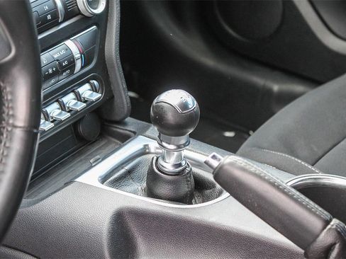 Used 2020 Ford Mustang GT w/ Equipment Group 301A image 24