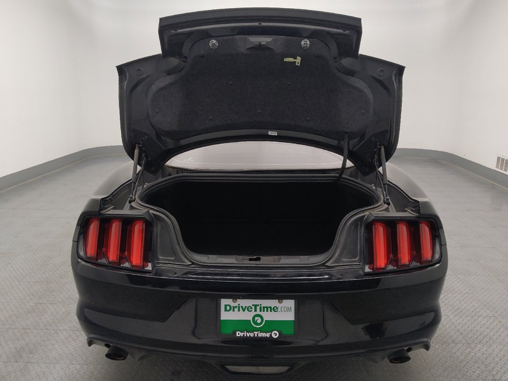 Used 2015 Ford Mustang Coupe RWD image 29