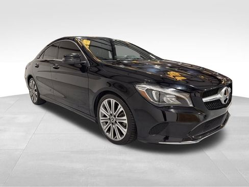 Used 2019 Mercedes-Benz CLA 250 image 3