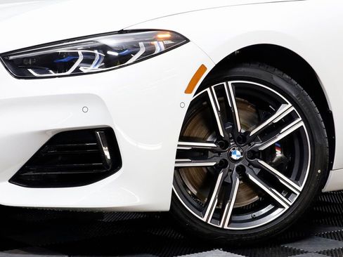 Used 2025 BMW 840i xDrive w/ M Sport Professional Package AWD/4WD image 3