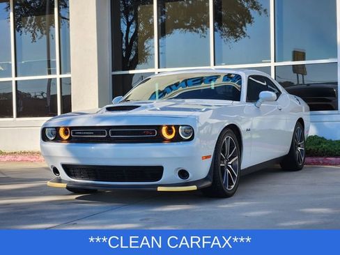 Certified 2023 Dodge Challenger R/T image 3