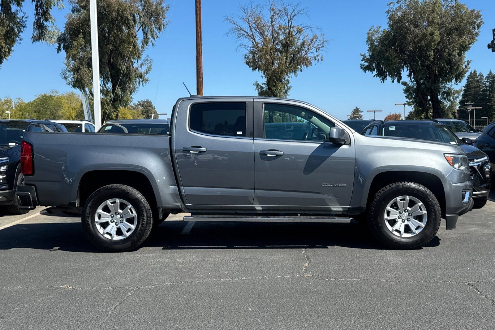 Used 2020 Chevrolet Colorado LT w/ LT Convenience Package RWD image 4