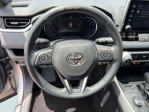 Used 2021 Toyota RAV4 XSE AWD/4WD image 16