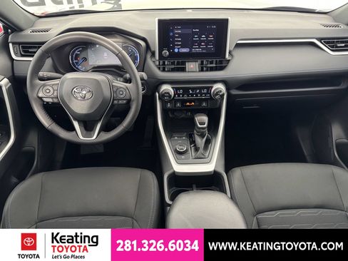 Used 2025 Toyota RAV4 SE w/ Convenience Package AWD/4WD image 23