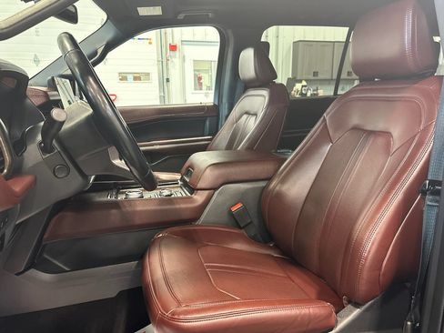 Used 2024 Ford Expedition Max Limited AWD/4WD image 15