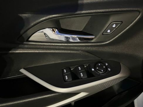 Used 2024 Chevrolet Trax RS w/ Driver Confidence Package image 16