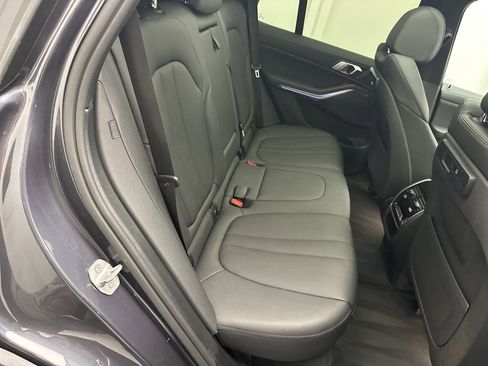 Used 2019 BMW X5 xDrive40i w/ Convenience Package image 11