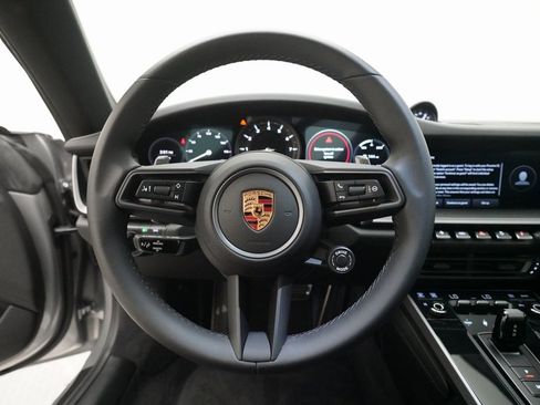 Used 2022 Porsche 911 Carrera 4S image 19