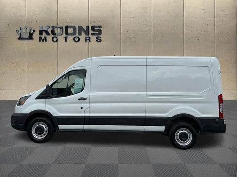 Used 2024 Ford Transit 250 148 Medium Roof RWD image 4