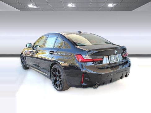 Used 2026 BMW 330i Sedan w/ M Sport Package RWD image 3