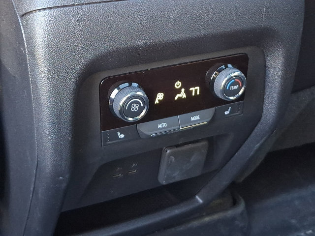 Used 2026 Chevrolet Traverse RS w/ LPO, Floor Liner Package AWD/4WD image 18