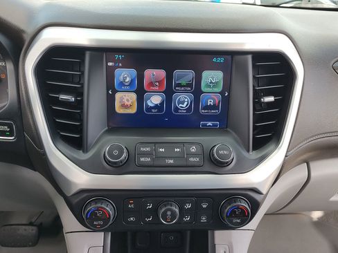 Used 2018 GMC Acadia SLT image 6