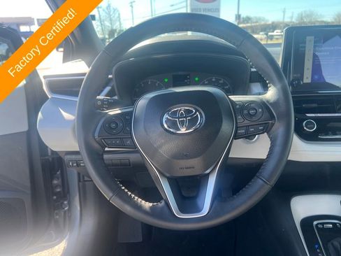 Used 2025 Toyota Corolla SE image 15