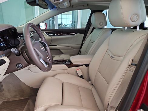 Used 2013 Cadillac XTS Luxury w/ Driver Awareness Package FWD image 26