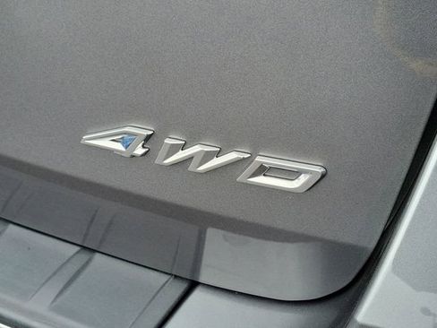 Certified 2024 Ford Explorer XLT w/ Equipment Group 202A image 6