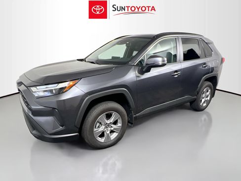 Used 2025 Toyota RAV4 XLE w/ Convenience Package FWD image 9