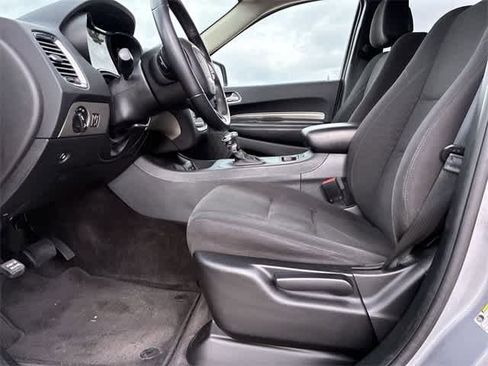 Used 2018 Dodge Durango SXT w/ 3rd Row Seating Group image 17