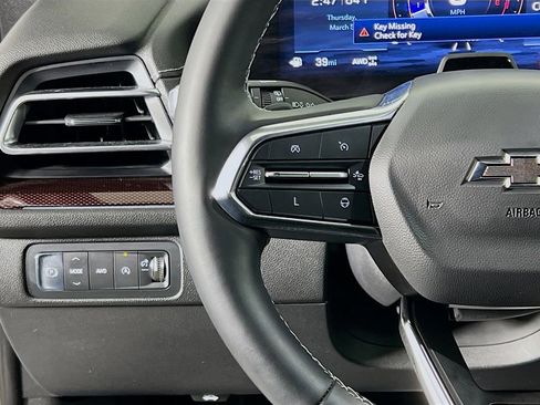 Used 2024 Chevrolet Traverse Z71 w/ Enhanced Driving Package image 10