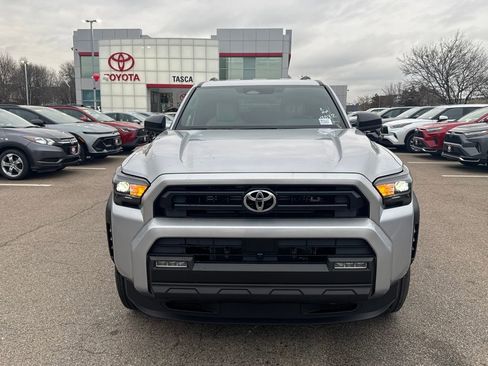 New 2025 Toyota 4Runner SR5 image 2