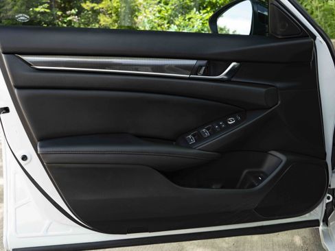 Used 2021 Honda Accord Sport Special Edition image 34