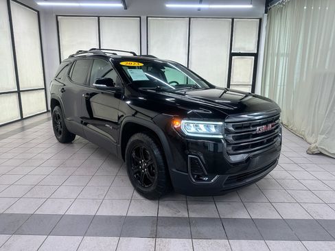 Used 2023 GMC Acadia AT4 w/ Technology Package AWD/4WD image 2