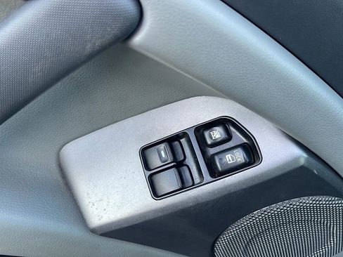 Used 2007 Mitsubishi Eclipse GT image 10