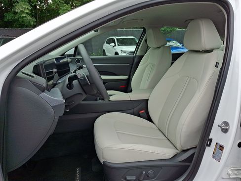 Used 2024 Hyundai Sonata SEL AWD/4WD image 13