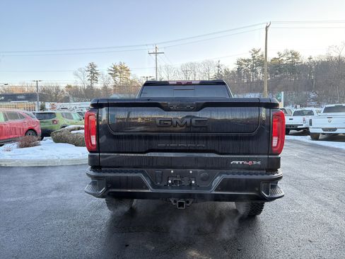 Used 2023 GMC Sierra 1500 AT4X image 7