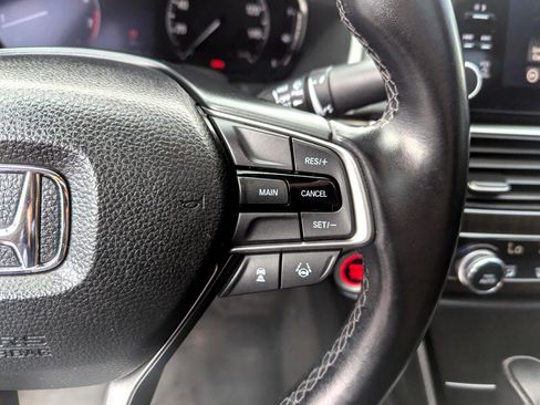 Used 2018 Honda Accord EX-L image 19