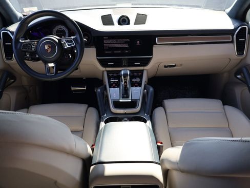 Certified 2023 Porsche Cayenne Turbo S image 21