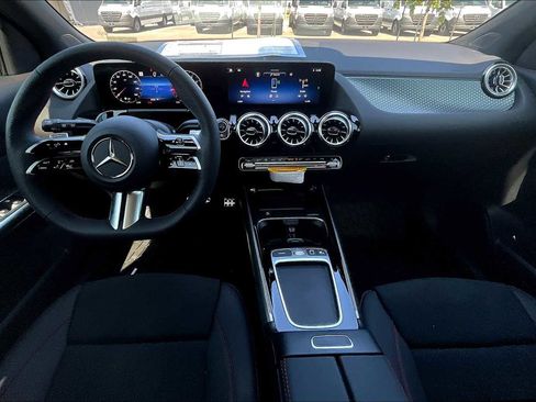 New 2026 Mercedes-Benz GLA 250 image 5