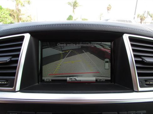 Used 2014 Mercedes-Benz ML 550 4MATIC image 16