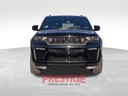 New 2026 Jeep Grand Cherokee L Limited AWD/4WD image 2