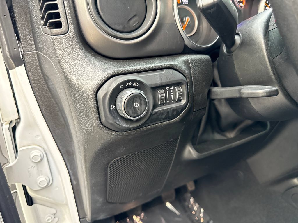 Used 2022 Jeep Wrangler Sport AWD/4WD image 49