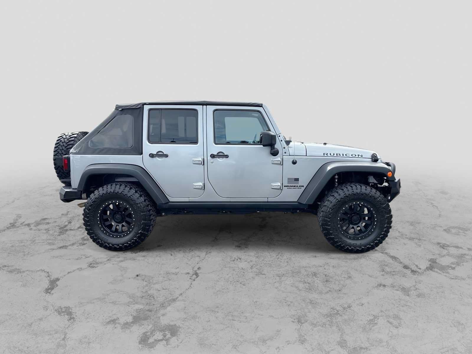 Used 2015 Jeep Wrangler Unlimited Rubicon AWD/4WD image 9