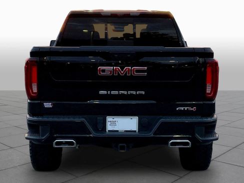 Used 2022 GMC Sierra 1500 AT4 w/ AT4 Premium Package image 5