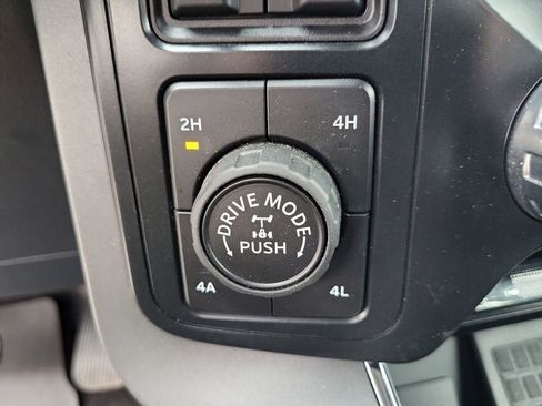 Used 2022 Ford F150 Lariat w/ Equipment Group 502A High image 30