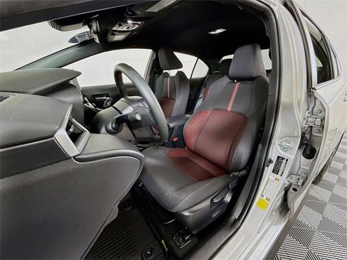 Certified 2023 Toyota Corolla SE image 5