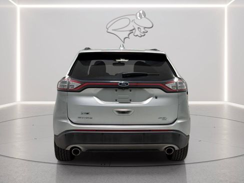 Used 2018 Ford Edge SEL w/ Equipment Group 201A AWD/4WD image 4