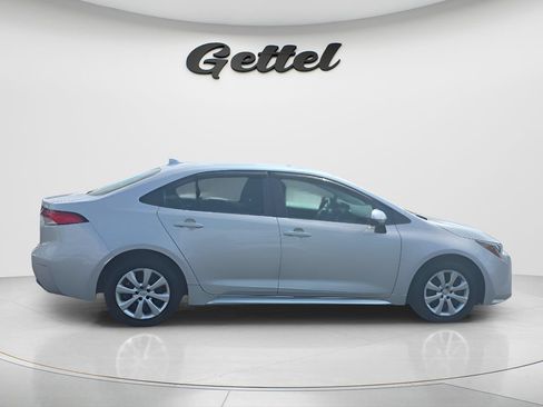 Used 2024 Toyota Corolla LE FWD image 4