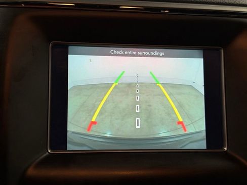 Used 2020 Jeep Grand Cherokee Laredo AWD/4WD image 29