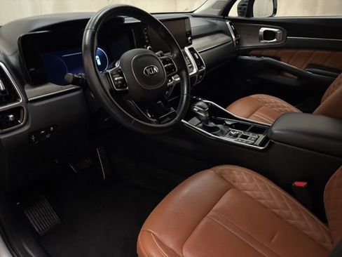 Certified 2021 Kia Sorento SX Prestige AWD/4WD image 10