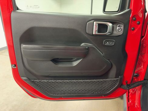 Used 2021 Jeep Wrangler Unlimited Sport image 21