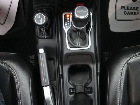 Used 2020 Jeep Gladiator Overland image 26