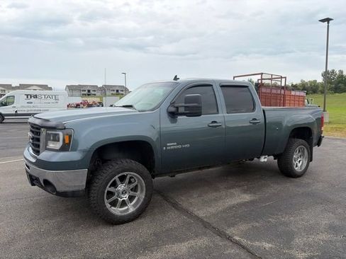Used 2008 GMC Sierra 2500 SLT w/ Convenience Package RWD image 1