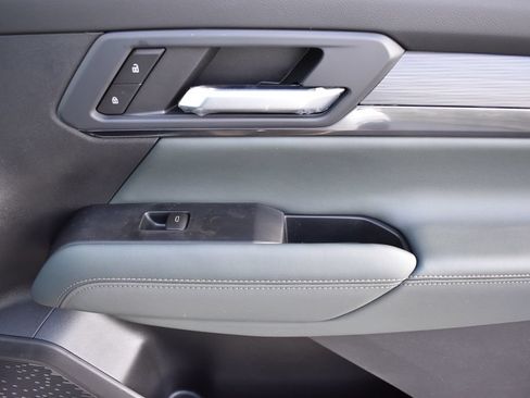 New 2026 GMC Terrain AT4 w/ Convenience Package III AWD/4WD image 16
