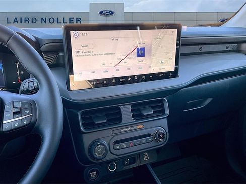 New 2026 Ford Maverick Lariat w/ Black Appearance Package image 7