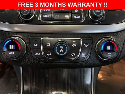 Used 2018 Chevrolet Impala LT image 19